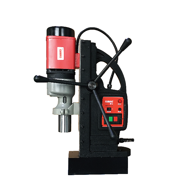 磁座鉆在戶外作業(yè)中面臨哪些難題？